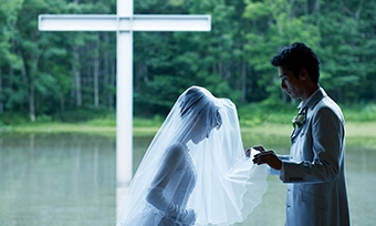 写真 水の教会