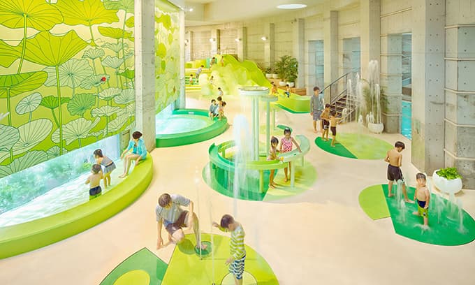 写真:全天候型プール「il mare(イルマーレ)」